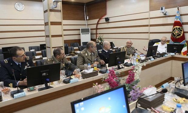 بازدید هیئت نظامی ارتش ایتالیا ازنیروهای مسلح جمهوری اسلامی بازدید هیئت نظامی ارتش ایتالیا ازنیروهای مسلح جمهوری اسلامی ایران