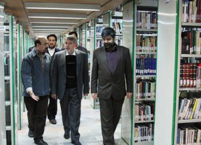 مشاور رییس جمهور از کتابخانه های باهنر و آستان قدس در مشهد بازدید کرد