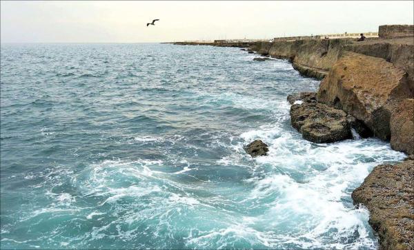 تور عمان لحظه آخری: ورود قرارگاه خاتم به شیرین سازی آب دریای عمان